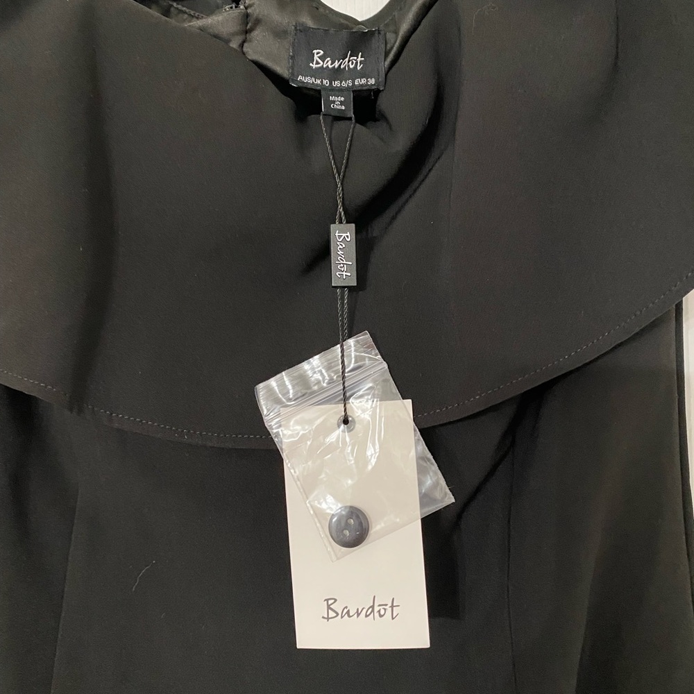 NWT BARDOT Black Off Shoulder Dress 6 - Picture 8 of 13